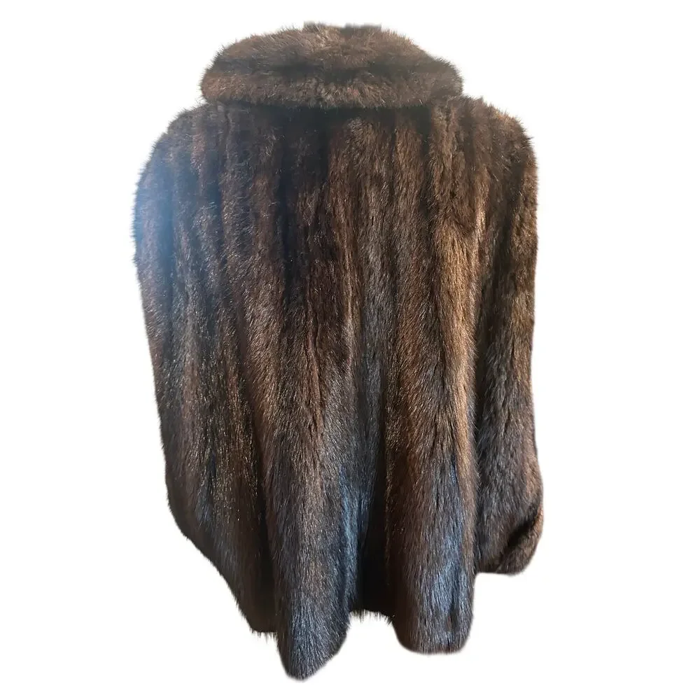 No brand fur cape
